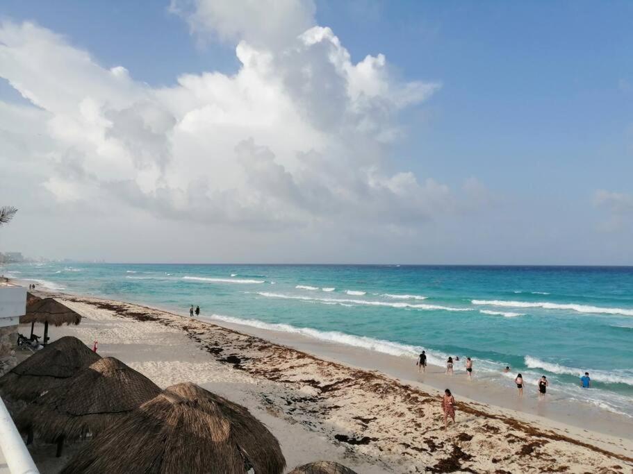 Confortable Depa En Condominio Frente Al Mar! 坎昆 外观 照片