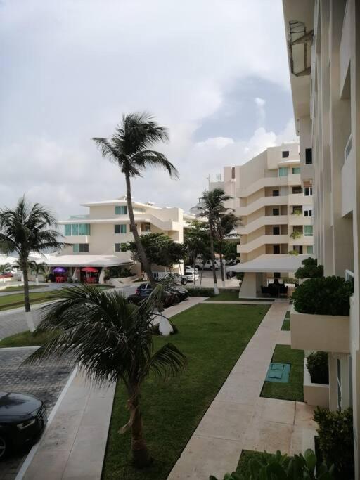 Confortable Depa En Condominio Frente Al Mar! 坎昆 外观 照片